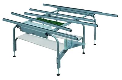 TABLES-CHARIOTS